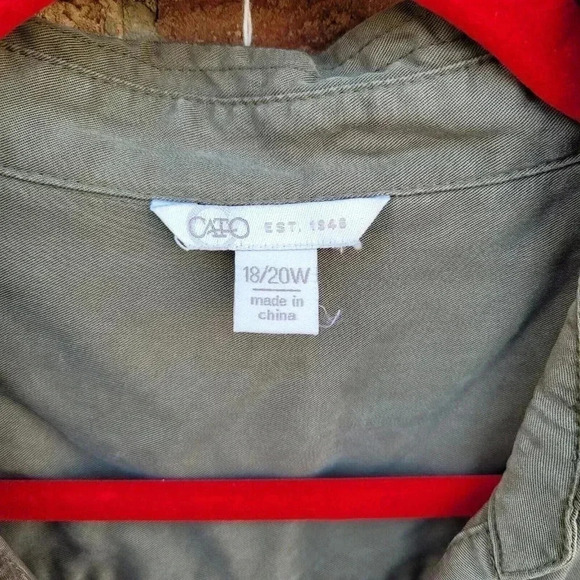 Cato Shirt Women's Size 18/20W Green Mock Wrap Chambray Convertible Sleeves - Picture 3 of 8